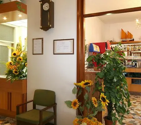 Hotel Maria Piera Rivazzurra Di Rimini